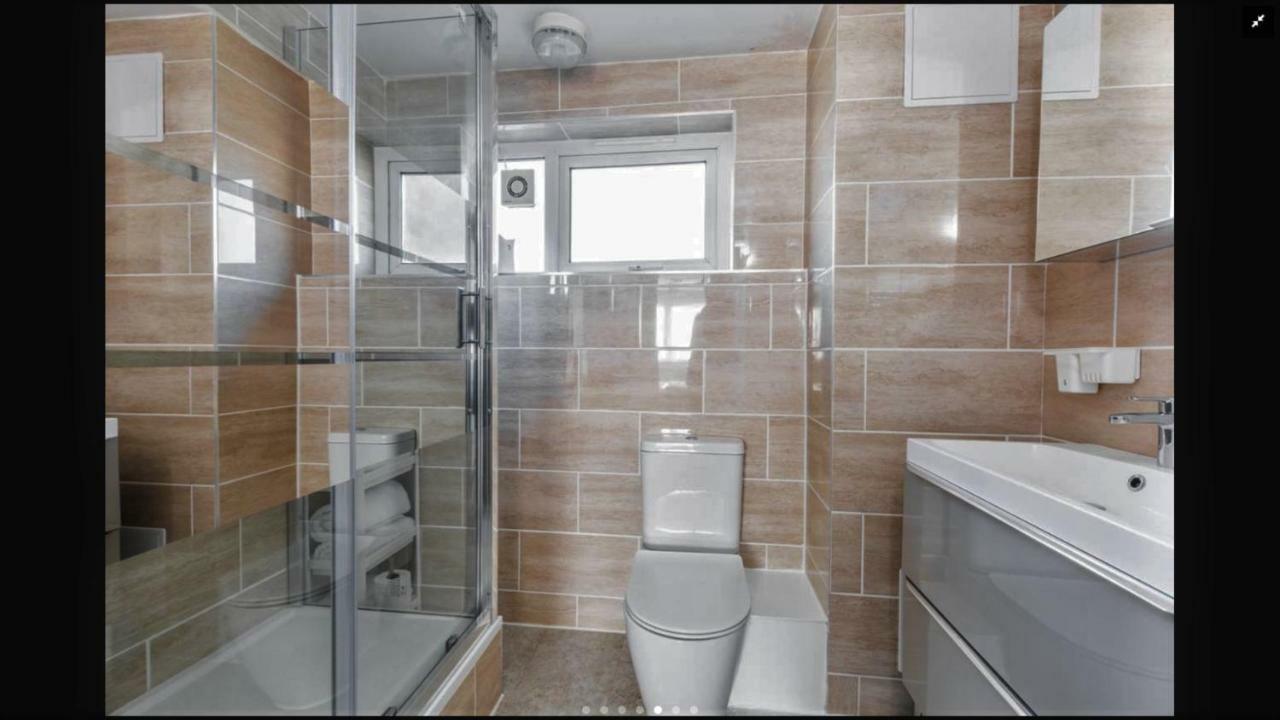 Lovely One Bedroom Apartment In Stratford London Eksteriør bilde